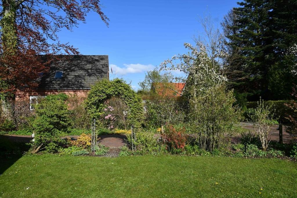 Unser Traumhaus Mit Wunderschoenem Garten Aurich Luaran gambar